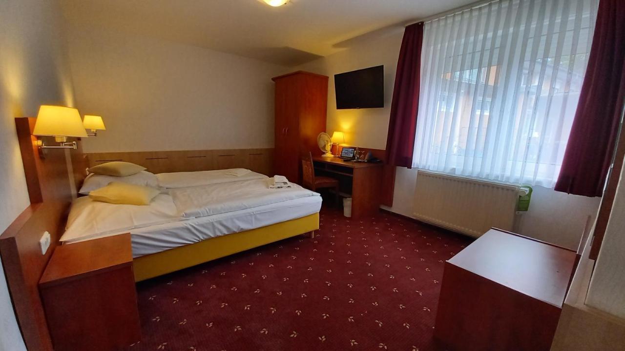 Kraeuterhotel & Restaurant Heidejaeger Mulmshorn Kültér fotó