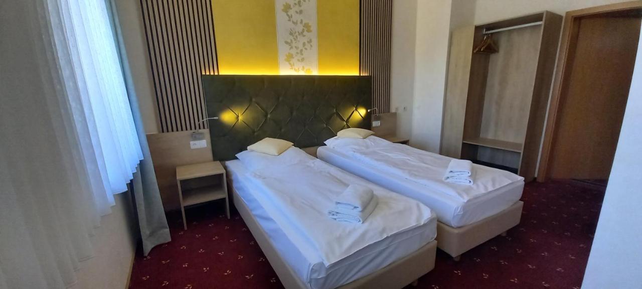 Kraeuterhotel & Restaurant Heidejaeger Mulmshorn Kültér fotó