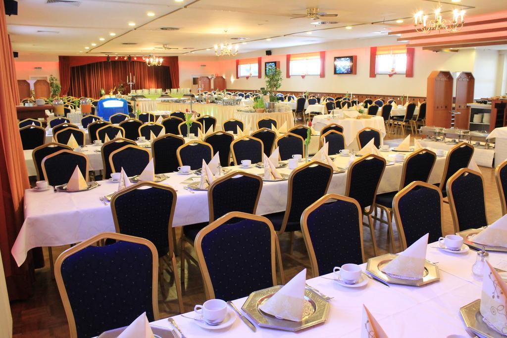 Kraeuterhotel & Restaurant Heidejaeger Mulmshorn Kültér fotó