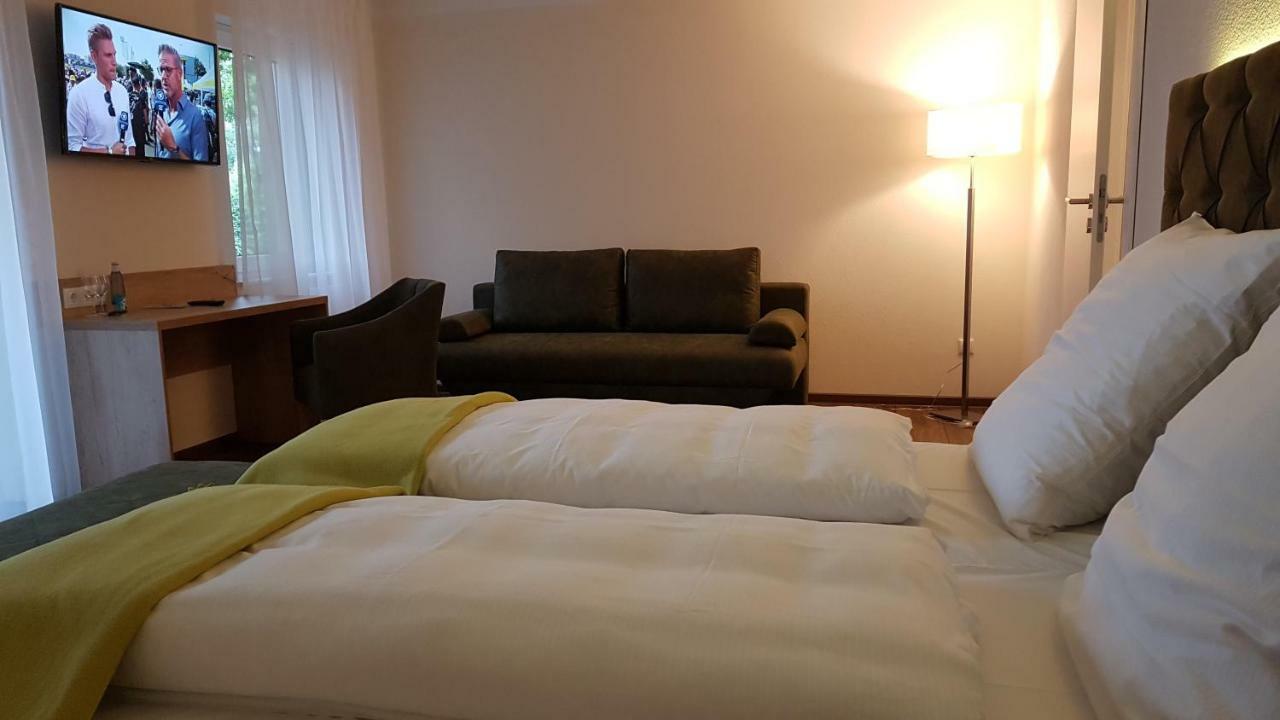 Kraeuterhotel & Restaurant Heidejaeger Mulmshorn Kültér fotó