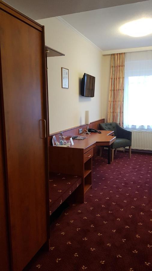 Kraeuterhotel & Restaurant Heidejaeger Mulmshorn Kültér fotó